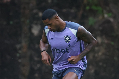 Botafogo inclui reforços e faz mudanças em lista de inscritos na Sul-Americana