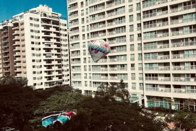 Balão cai em condomínio na Barra Olímpica