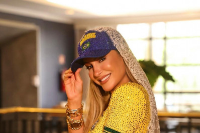 Claudia Leitte muda visual e adota cabelo curtinho