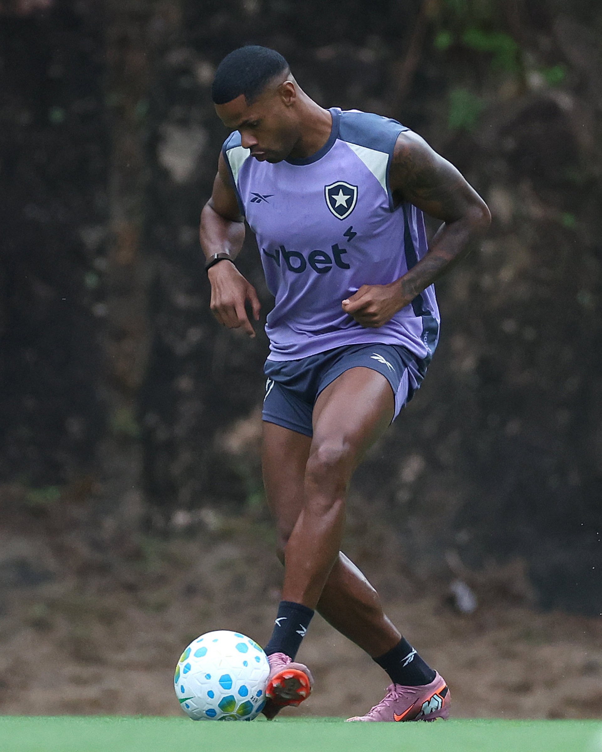 Junior Santos &eacute; uma das novidades do Botafogo em lista de inscritos na Copa Sul-Americana