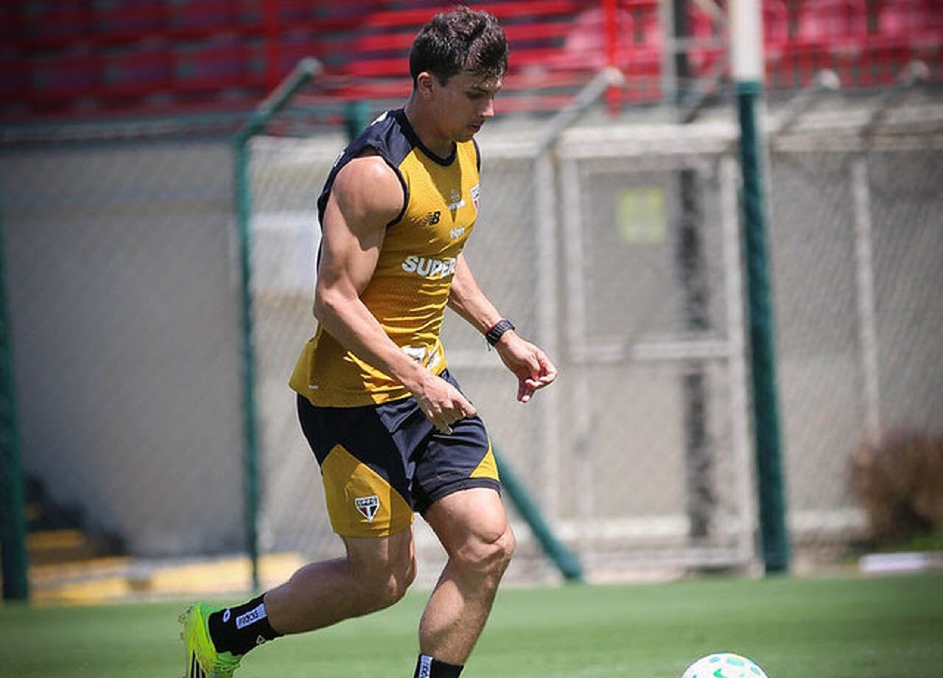 S&atilde;o Paulo finaliza prepara&ccedil;&atilde;o e deve repetir base para encarar o Cruzeiro