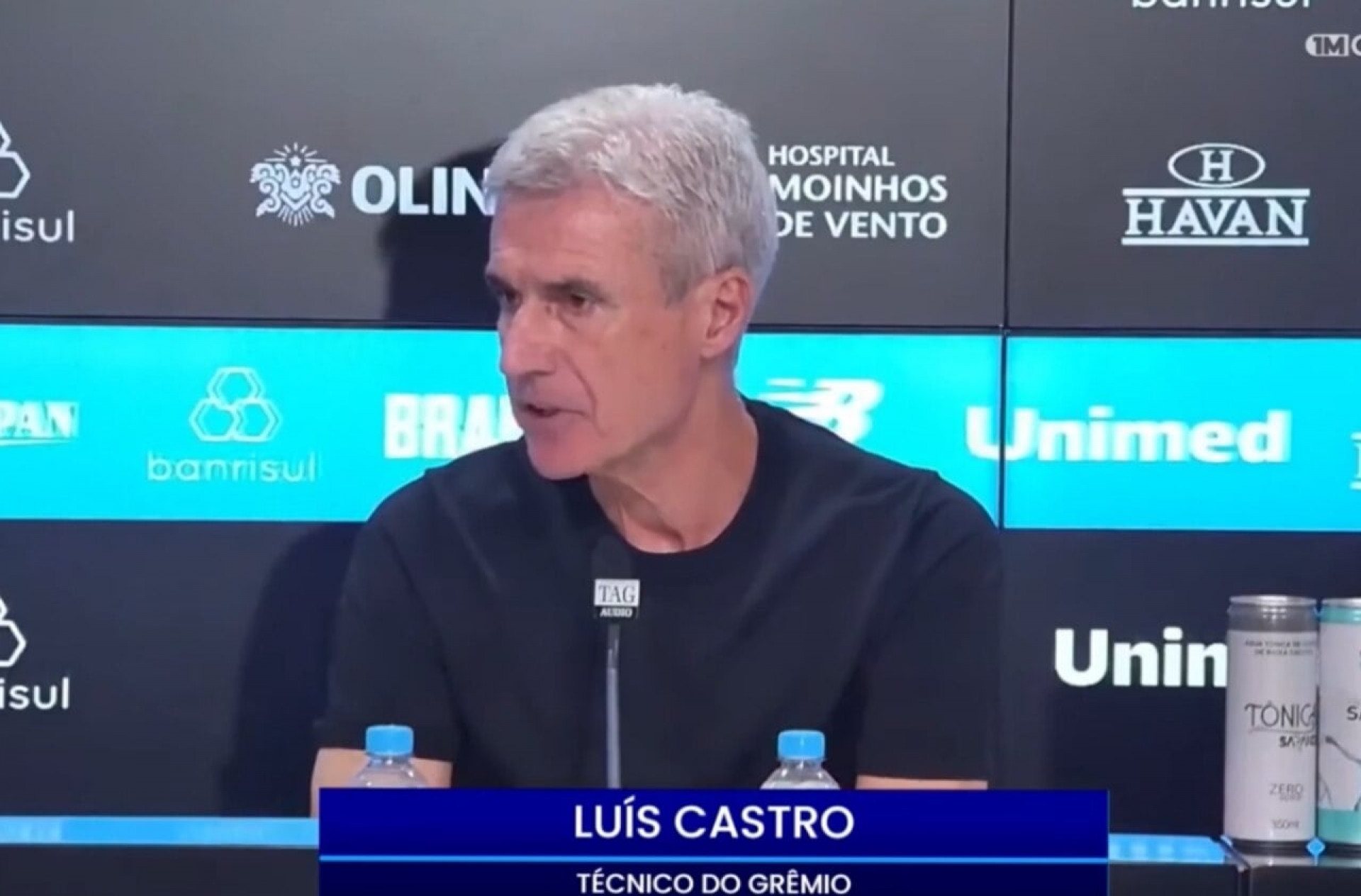 Gr&ecirc;mio acumula desfalques por problemas f&iacute;sicos ap&oacute;s a Data Fifa