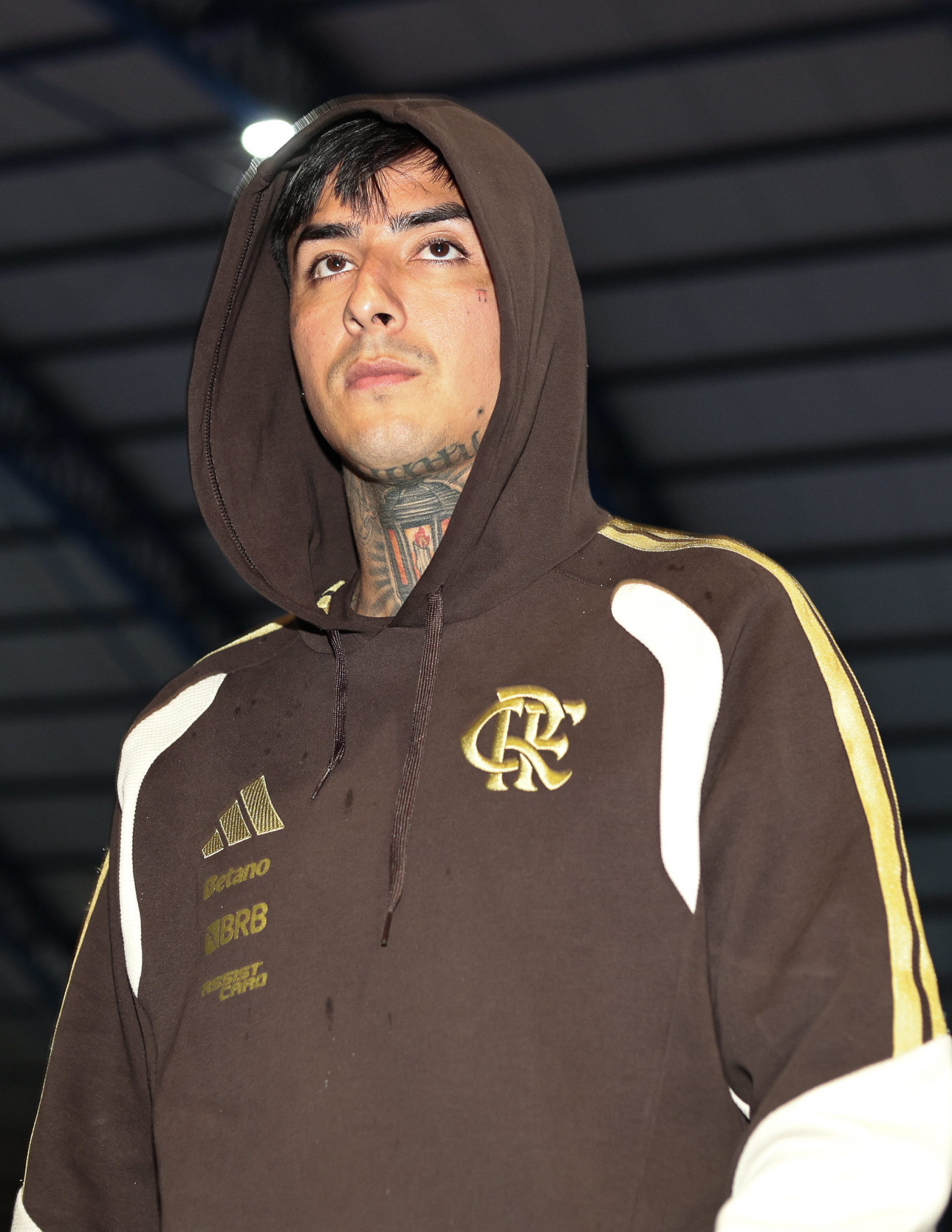 Erick Pulgar desfalca o Flamengo contra o Santos, pelo Brasileirão