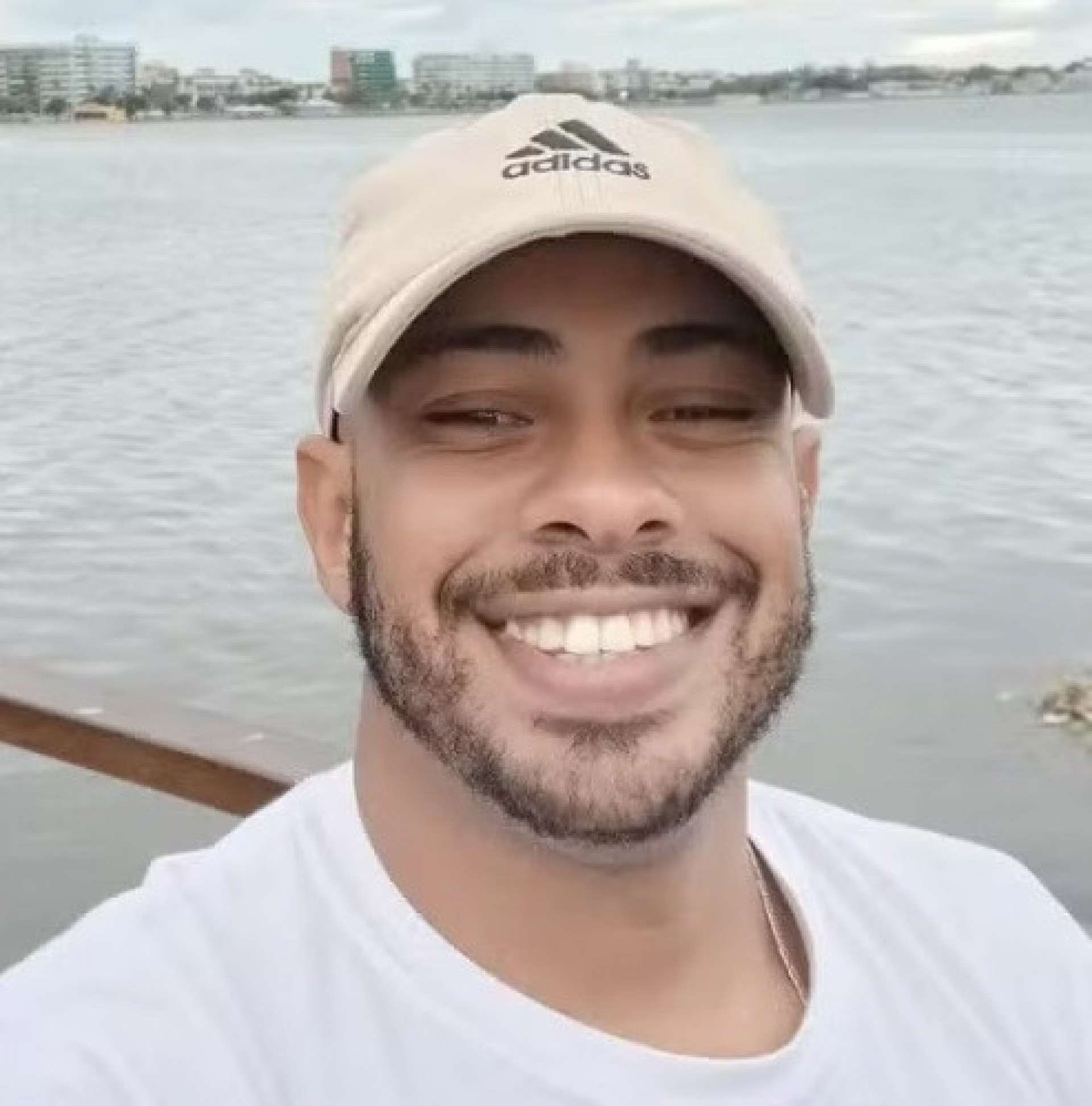 Saulo Cairo de Oliveira, de 28 anos, é segurança terceirizado da SuperVia  - Reprodução/Redes sociais