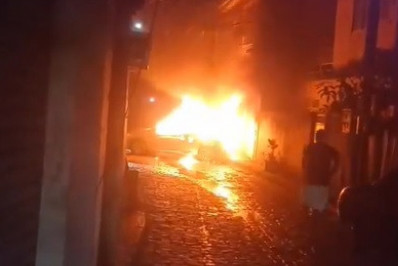 Bandidos lançam drone com granada contra PMs durante invasão em Curicica