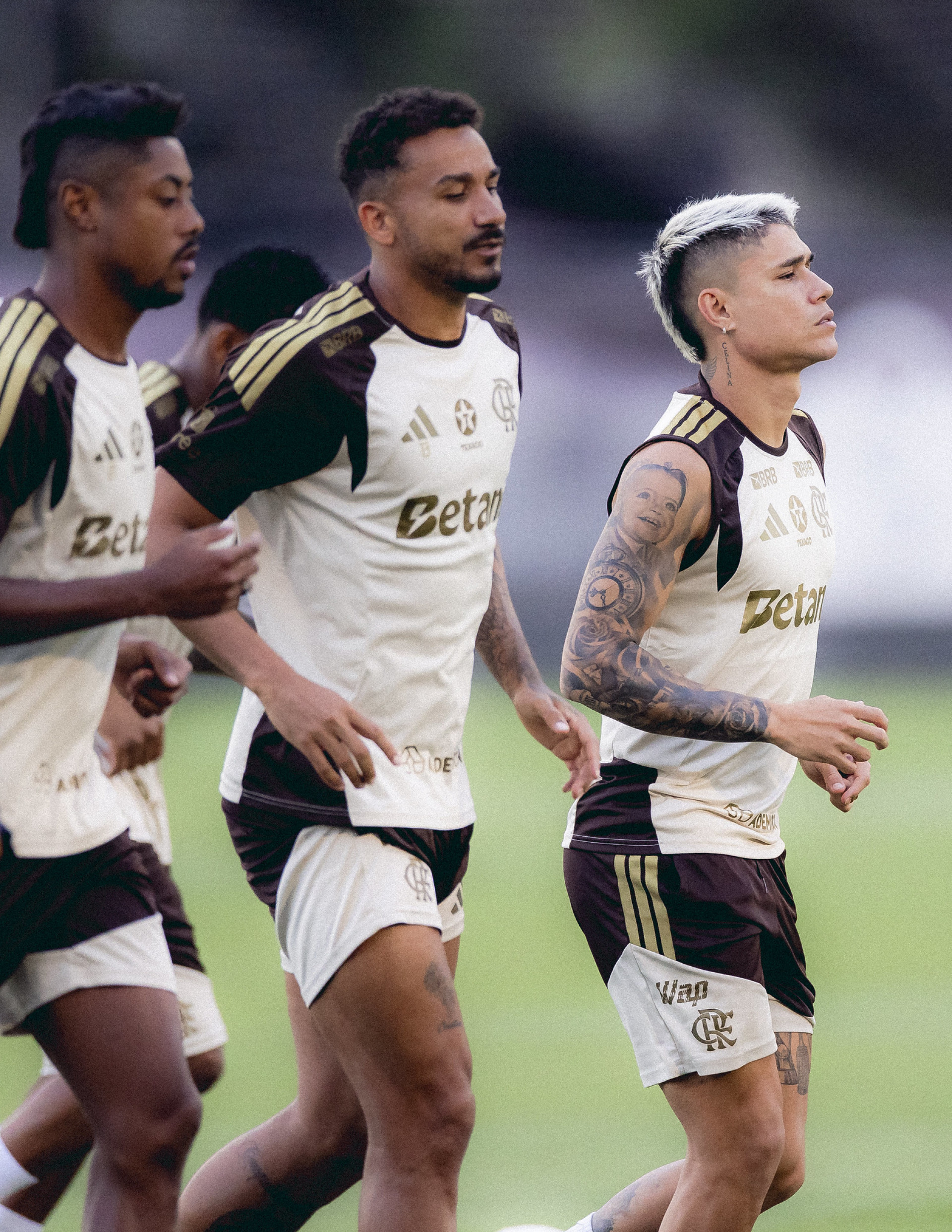 Um dos líderes do elenco, Danilo foi crítico à postura do Flamengo