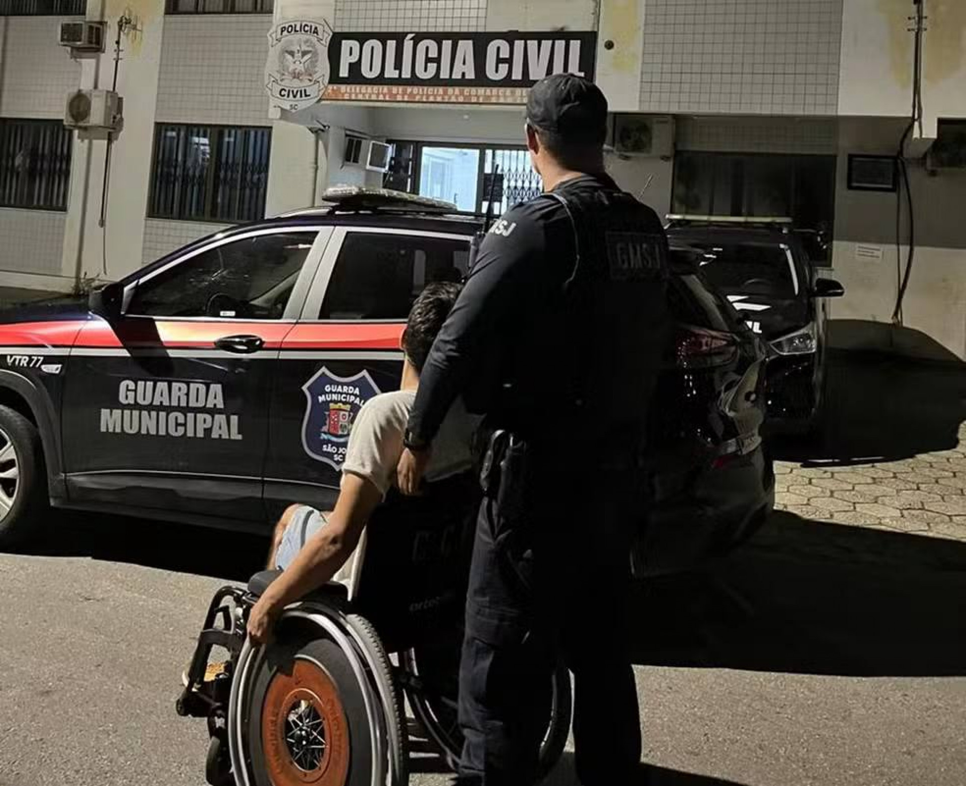 Cadeirante é detido após arrombar agência bancária em SC
