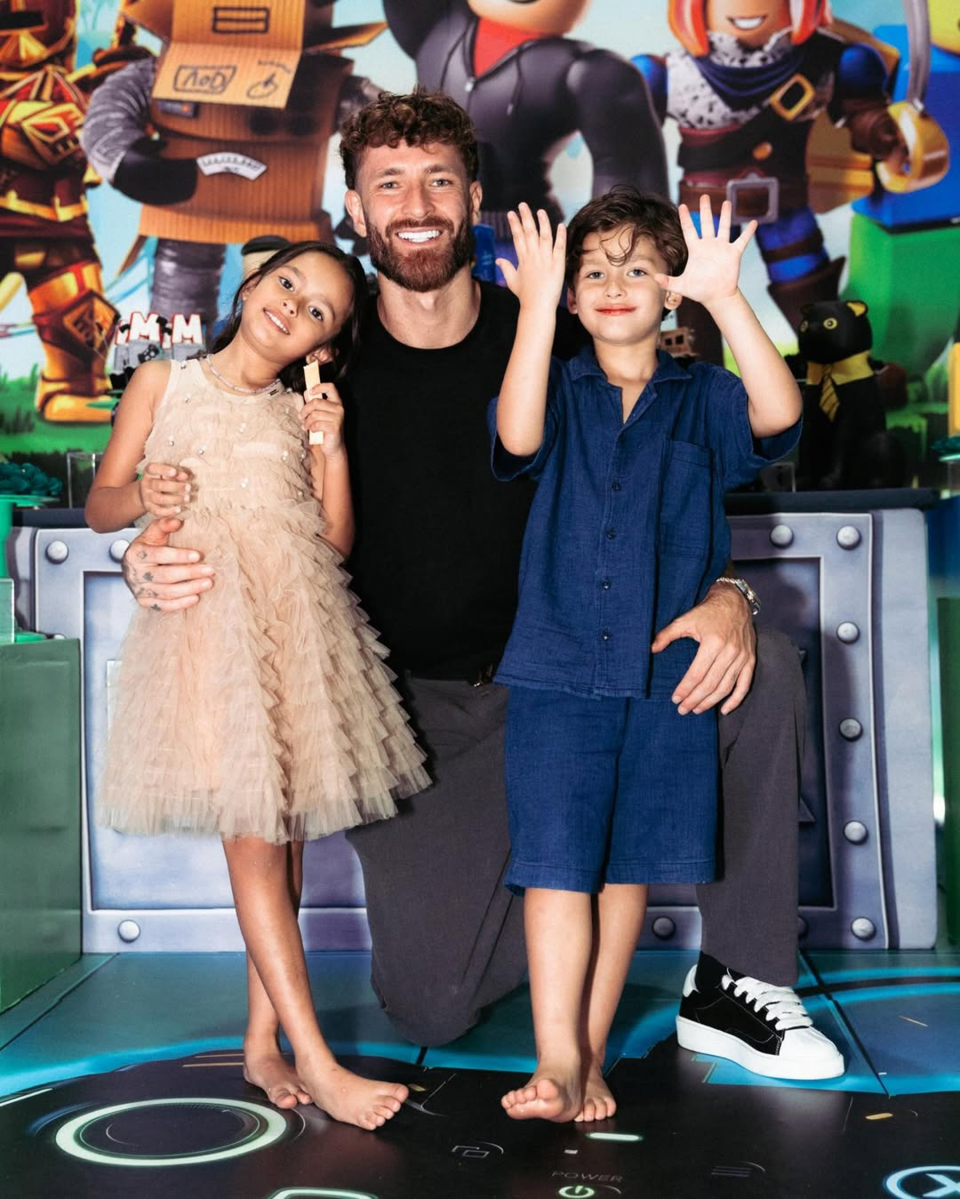 Léo Pereira e os filhos Helena e Matteo - Reprodução / Instagram