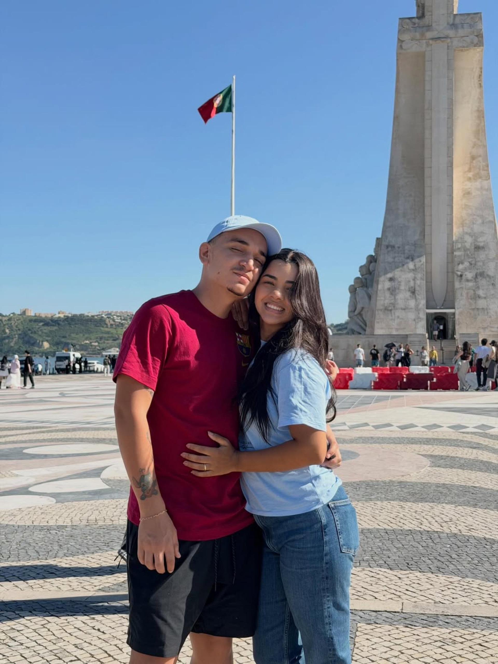 João Gomes e Ary Mirelle posam em clima de romance durante viagem - Reprodução / Instagram