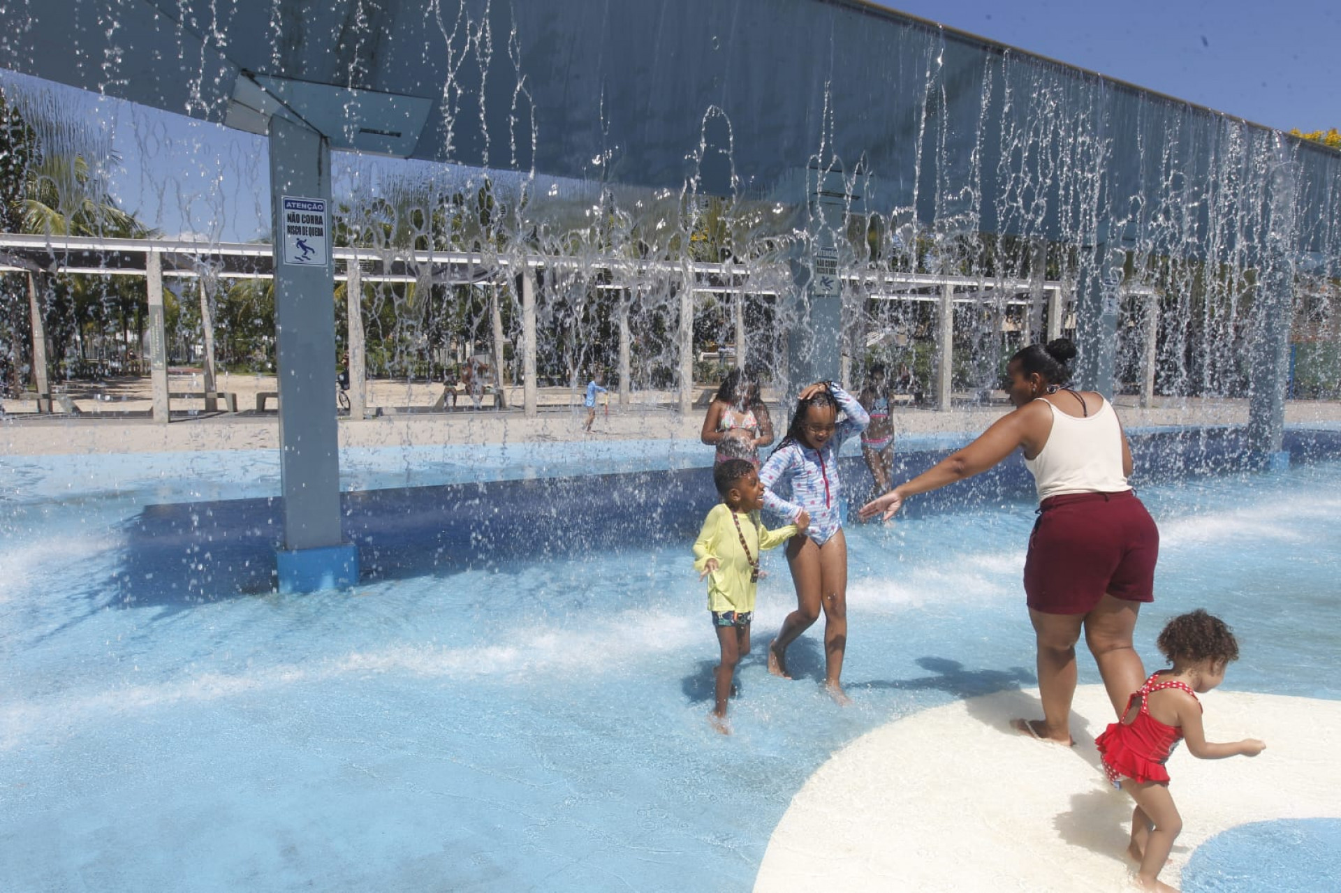 Famílias aproveitam feriadão no Parque Madureira para fugir do calor - Reginaldo Pimenta/Agência O Dia