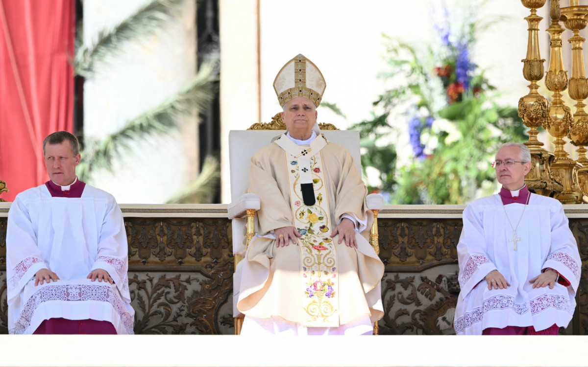 Papa Leão XIV preside a missa de Páscoa como parte das celebrações da Semana Santa