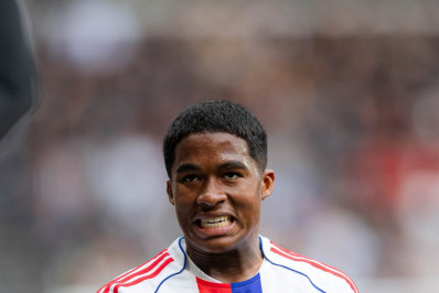 Técnico do Lyon critica Endrick por atuação ruim: 'Espero mais dele'