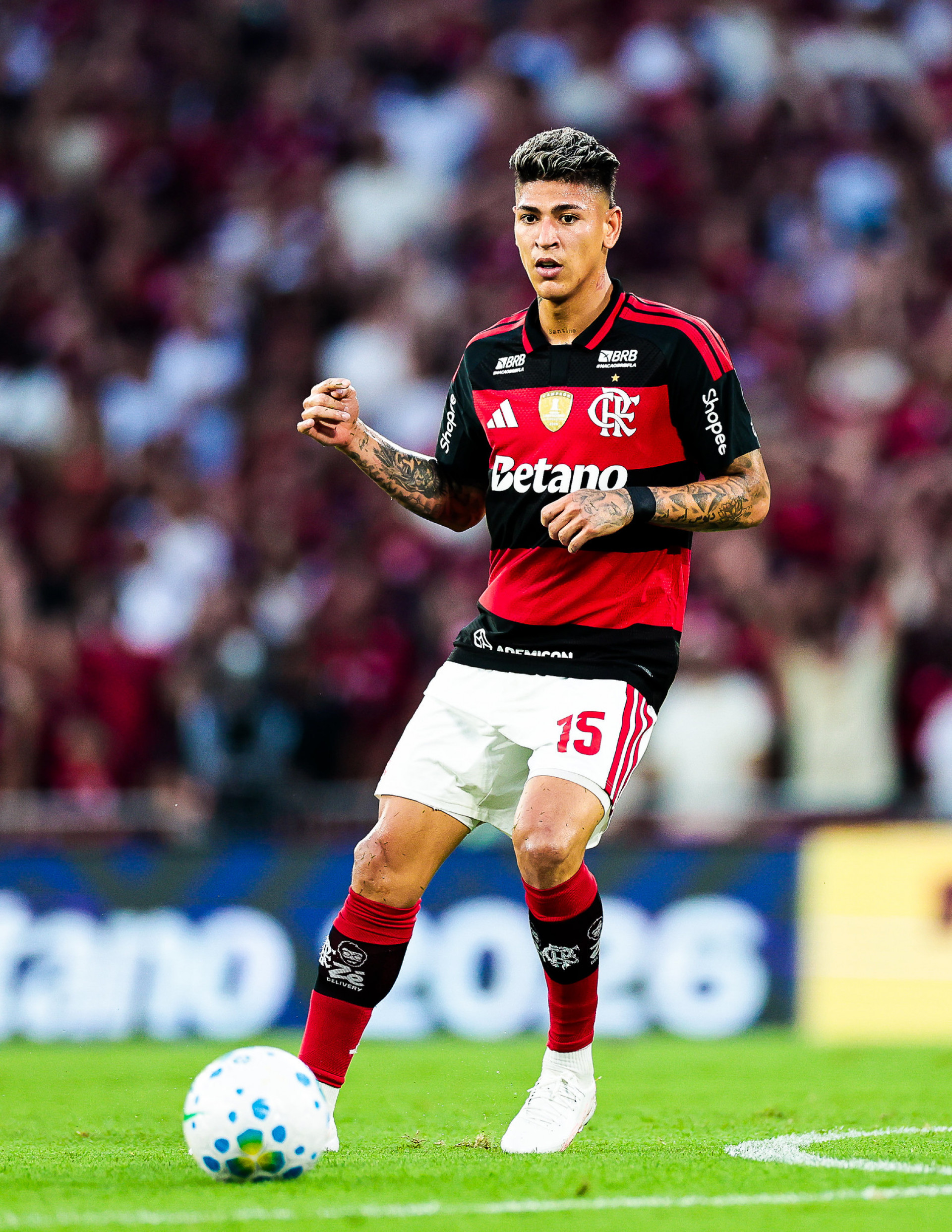 Carrascal foi titular neste domingo (5) - Gilvan de Souza / Flamengo