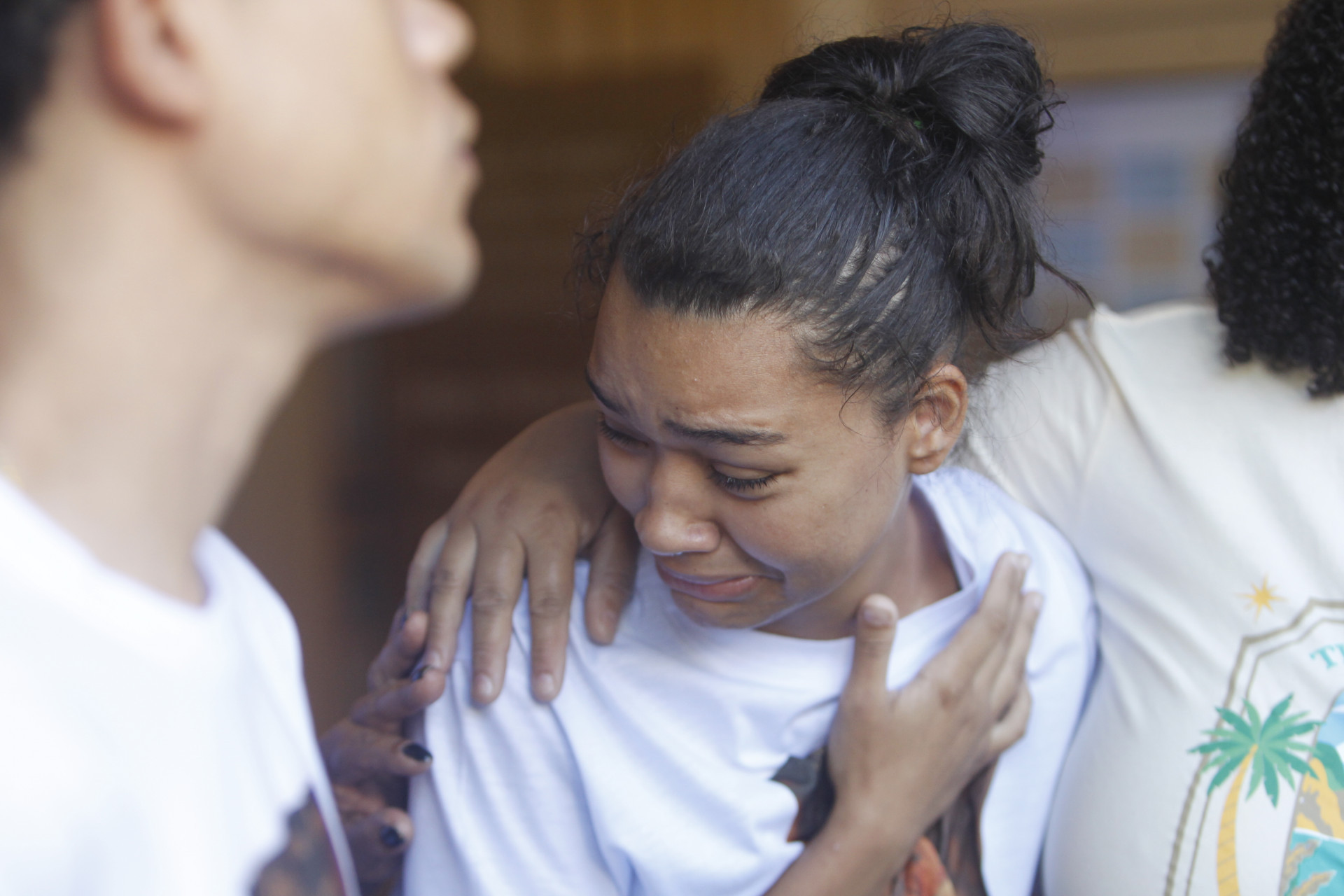 Sepultamento da menina Maya foi marcado por como&ccedil;&atilde;o e revolta - Reginaldo Pimenta / Ag&ecirc;ncia O Dia