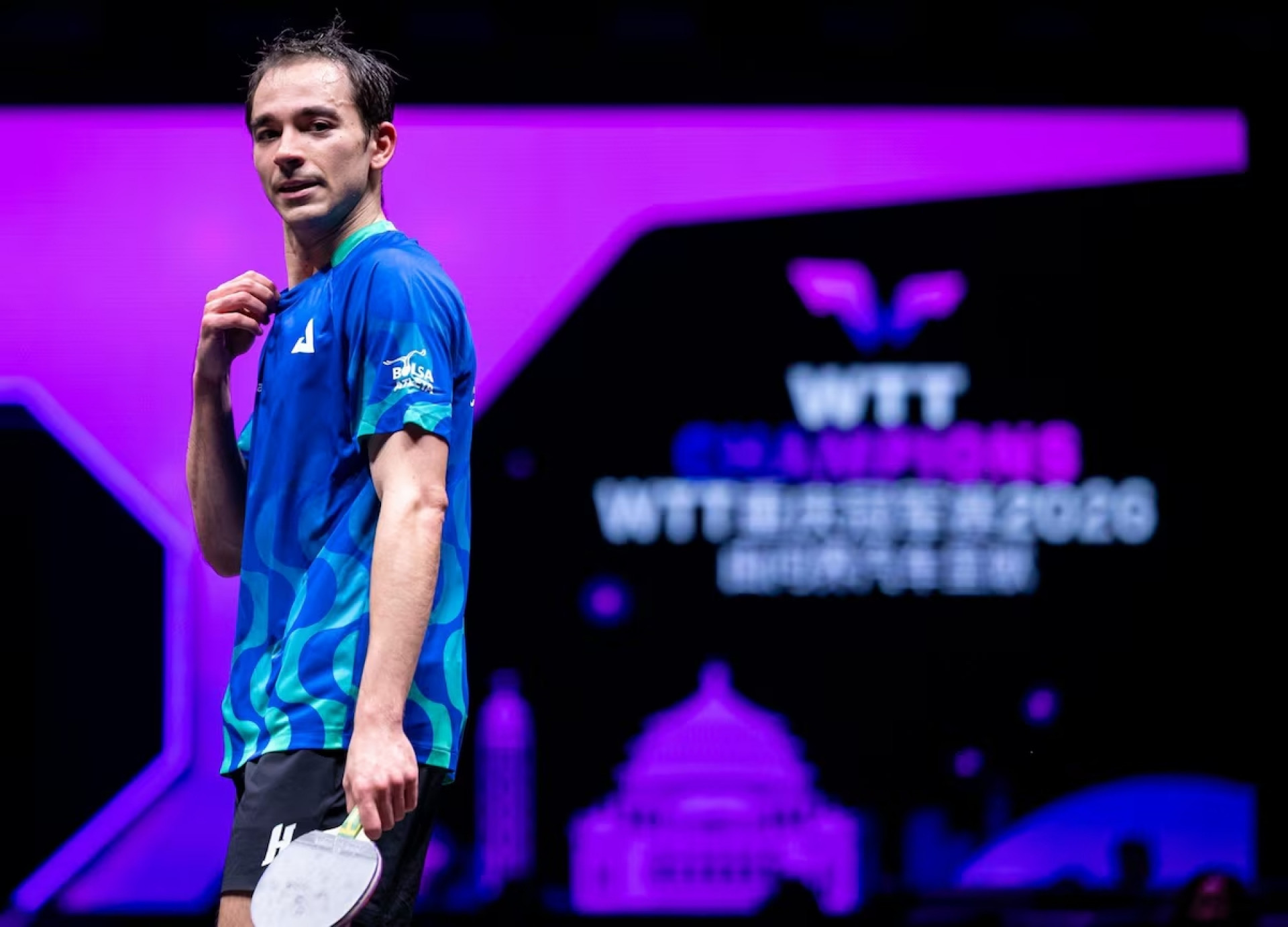 Hugo Calderano é derrotado por Wang Chuqin e para na semifinal da Copa do Mundo