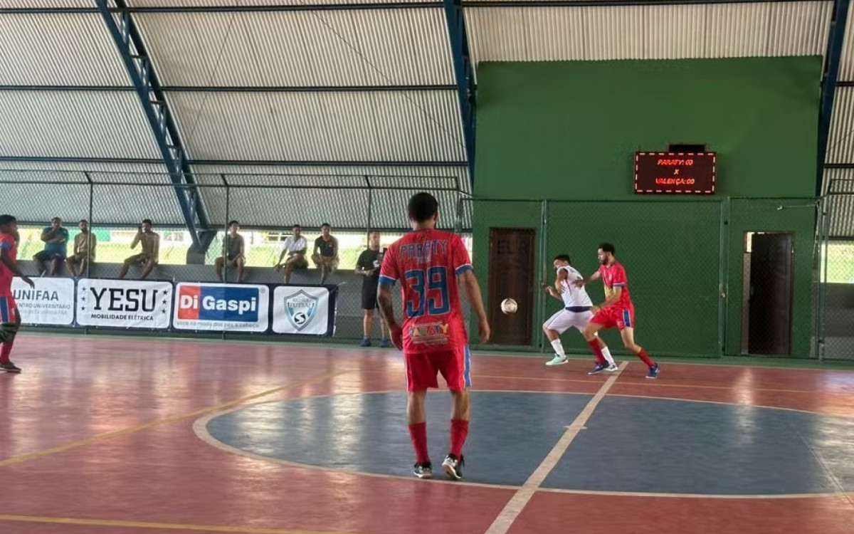 Festival de gols de Paraty em cima de Valença