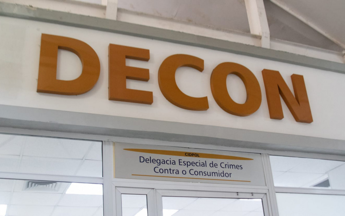 Bufê em São Gonçalo fecha as portas e deixa cerca de 80 famílias com prejuízos de até R$ 7 mil