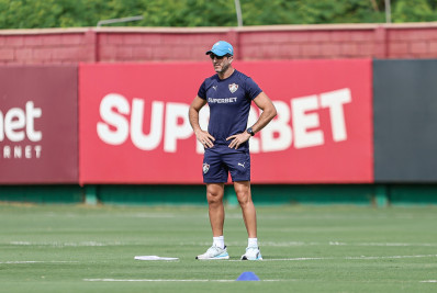 Com novidades, Fluminense viaja para a estreia na Libertadores