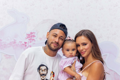 Neymar e Bruna Biancardi celebram 9 meses de Mel com festa intimista