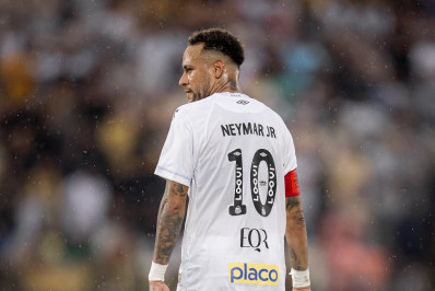 Santos tem dívida de R$ 90,5 milhões com NR Sports, empresa da família de Neymar