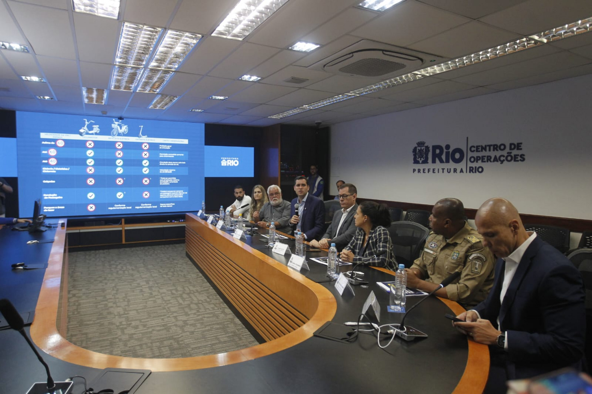 Decreto que regulamenta trânsito de ciclomotores foi apresentado em coletiva  - Reginaldo Pimenta / Agência O Dia