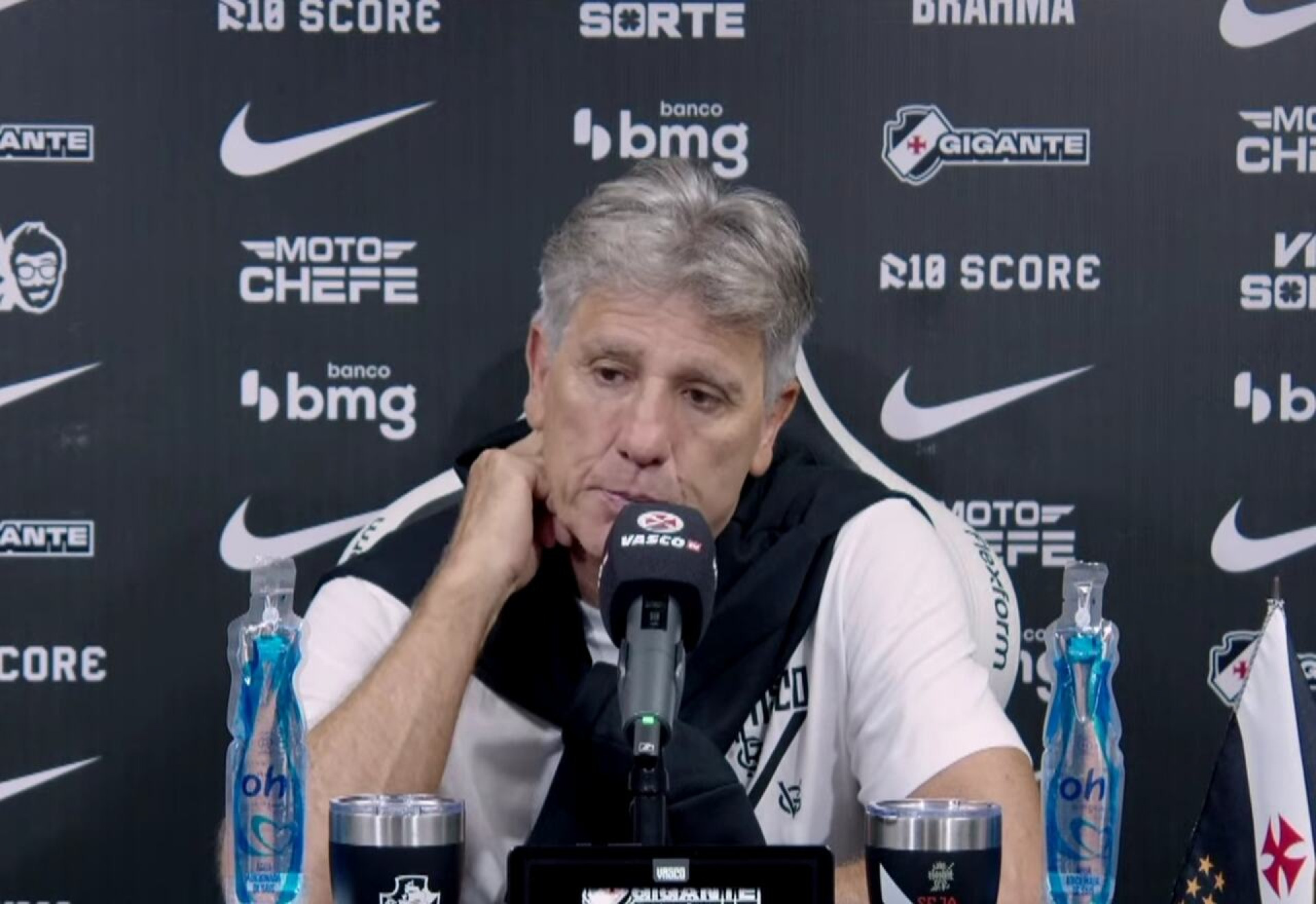 Declara&ccedil;&atilde;o de Renato pelo Vasco incomoda imprensa estrangeira