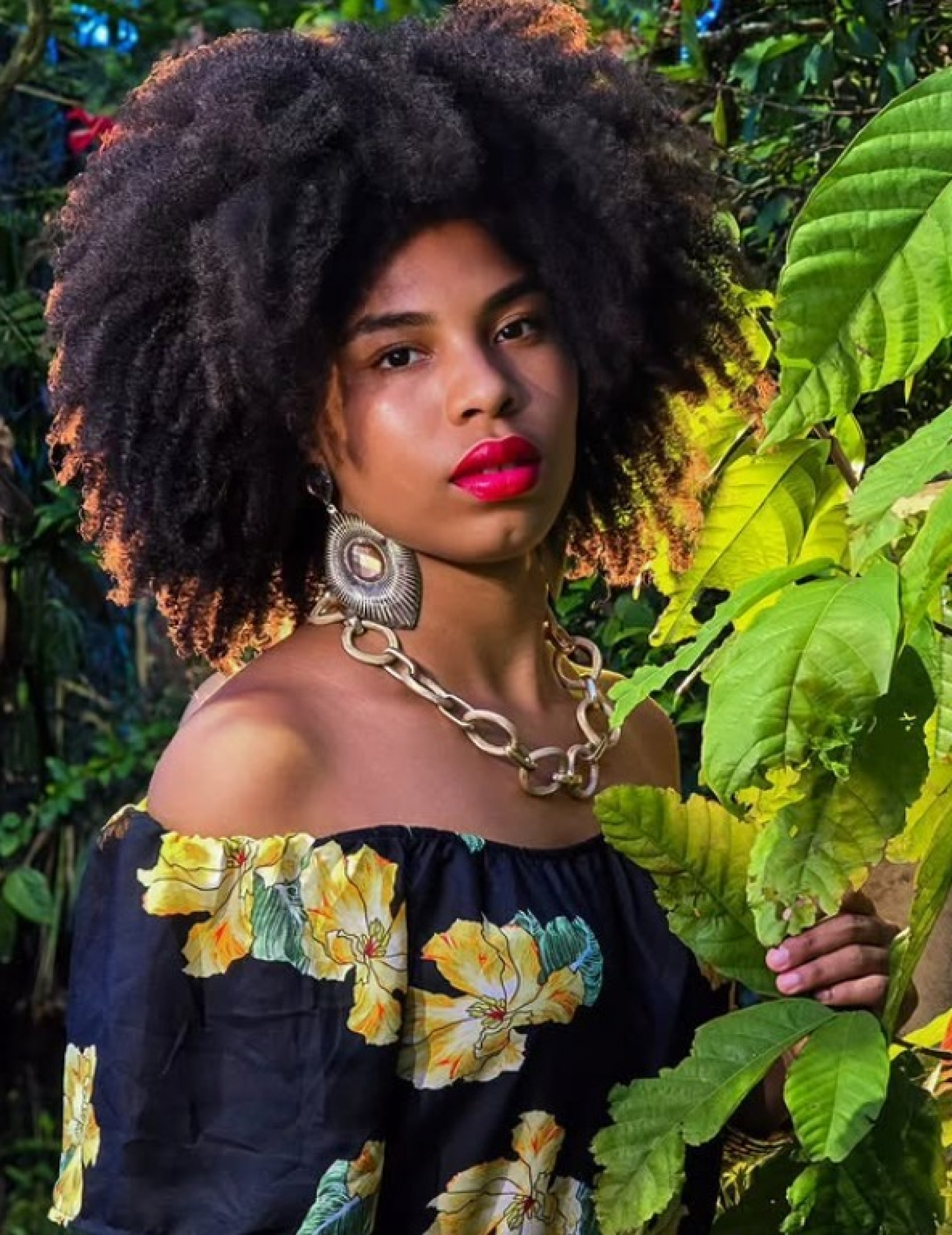 Mãe e filho de 6 anos são mortos a facadas na Bahia