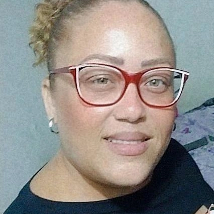 Kelly Duffles Ribeiro era guarda municipal e morreu no caminho para casa após plantão