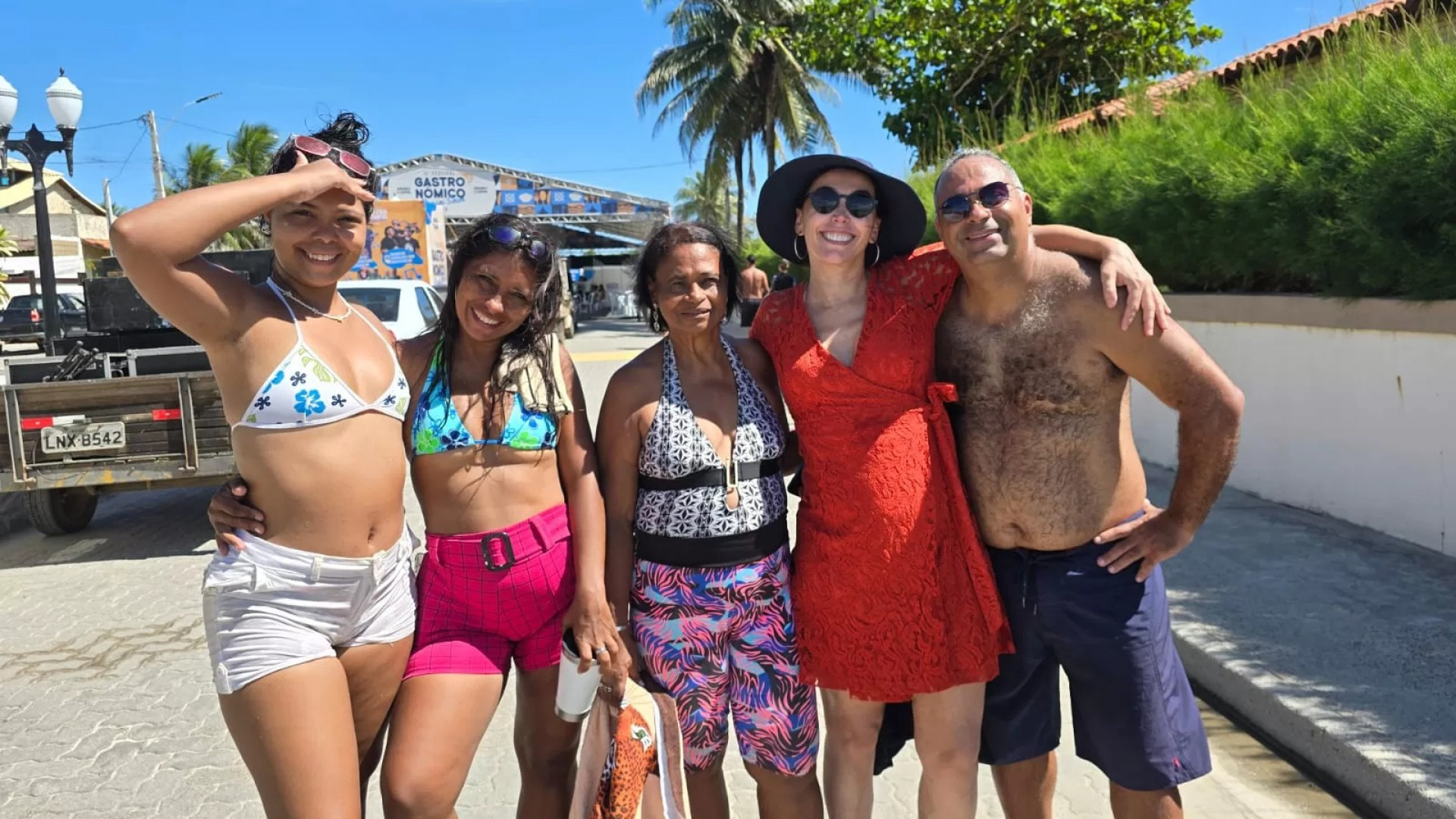 Público aproveita programação cultural e gastronômica no local. - Reprodução