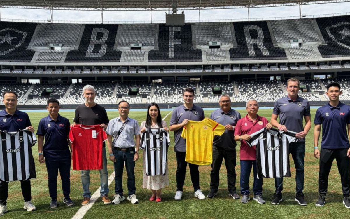 Botafogo recebe delegação da PVF Football Academy