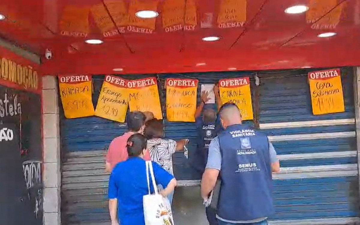 Dono e gerente de açougue são presos por comercializar carnes estragadas