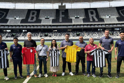 Intercâmbio: Botafogo recebe delegação de academia de futebol do Vietnã