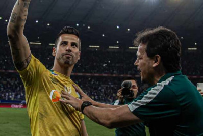 Diniz enxerga potencial de Hugo com os pés e lembra Fábio: 'Não jogava absolutamente nada'