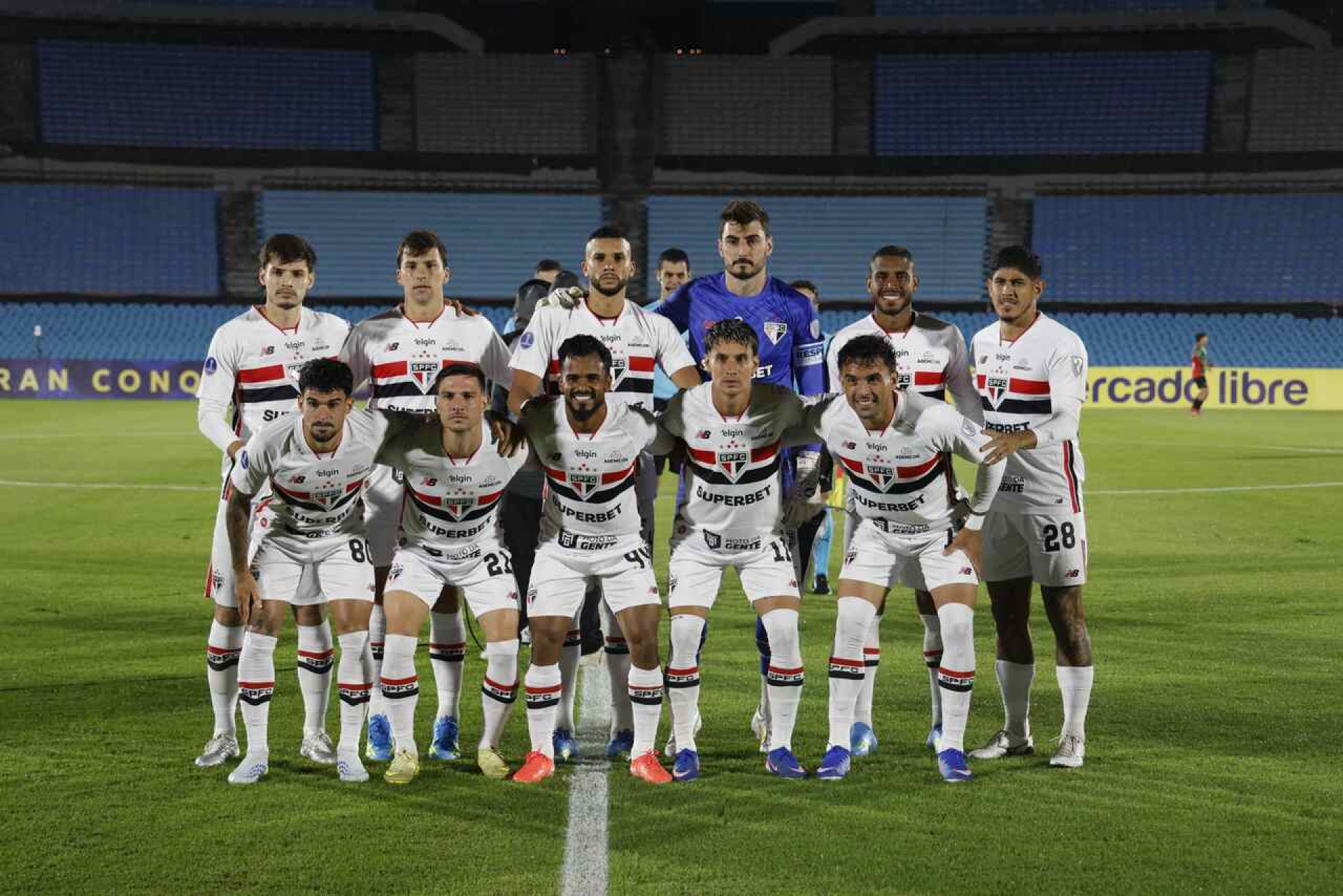Rafael ressalta garra do S&atilde;o Paulo ap&oacute;s vit&oacute;ria: ”A chuva atrapalhou muito”
