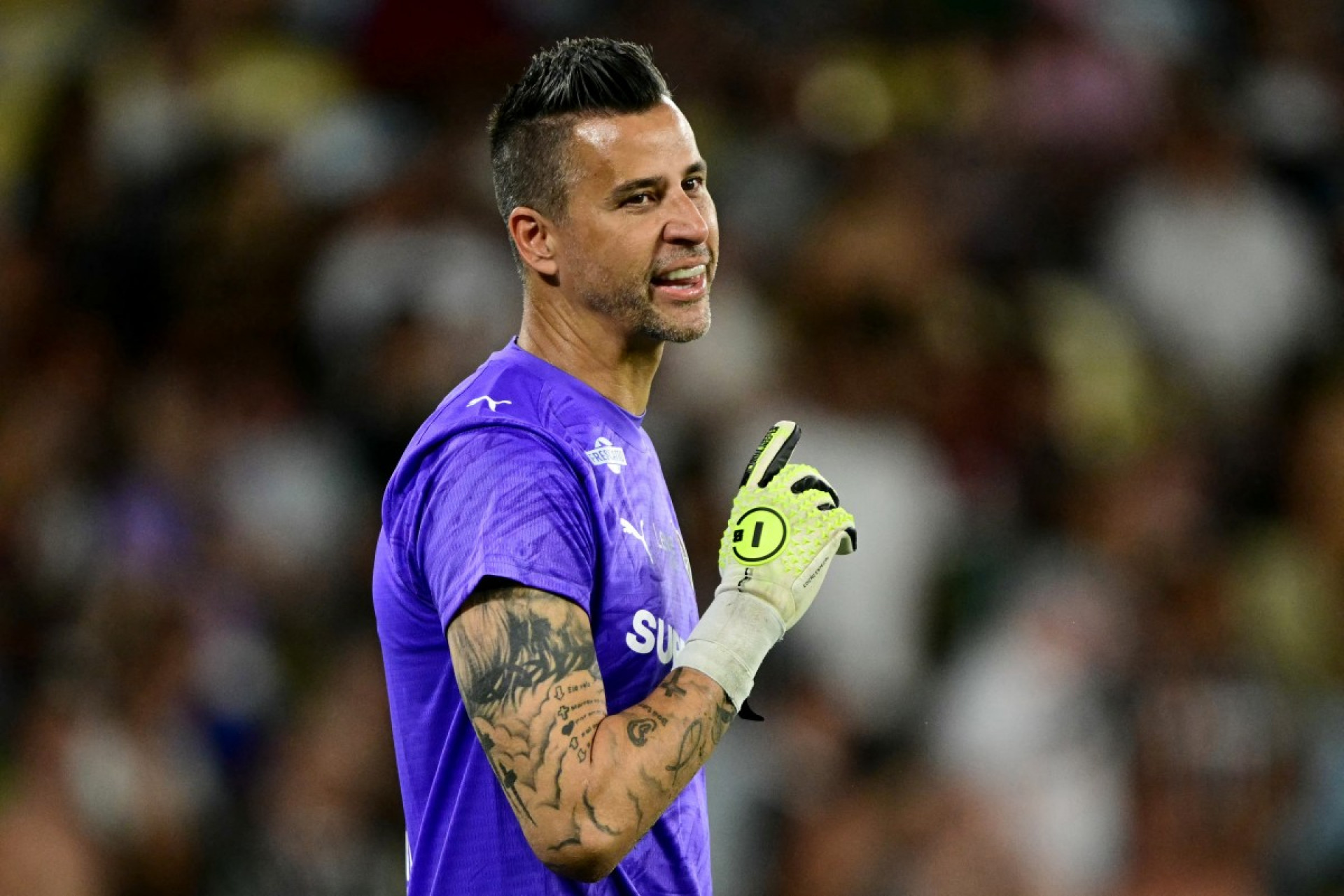 Fábio, do Fluminense, pode se tornar recordista de jogos da Libertadores