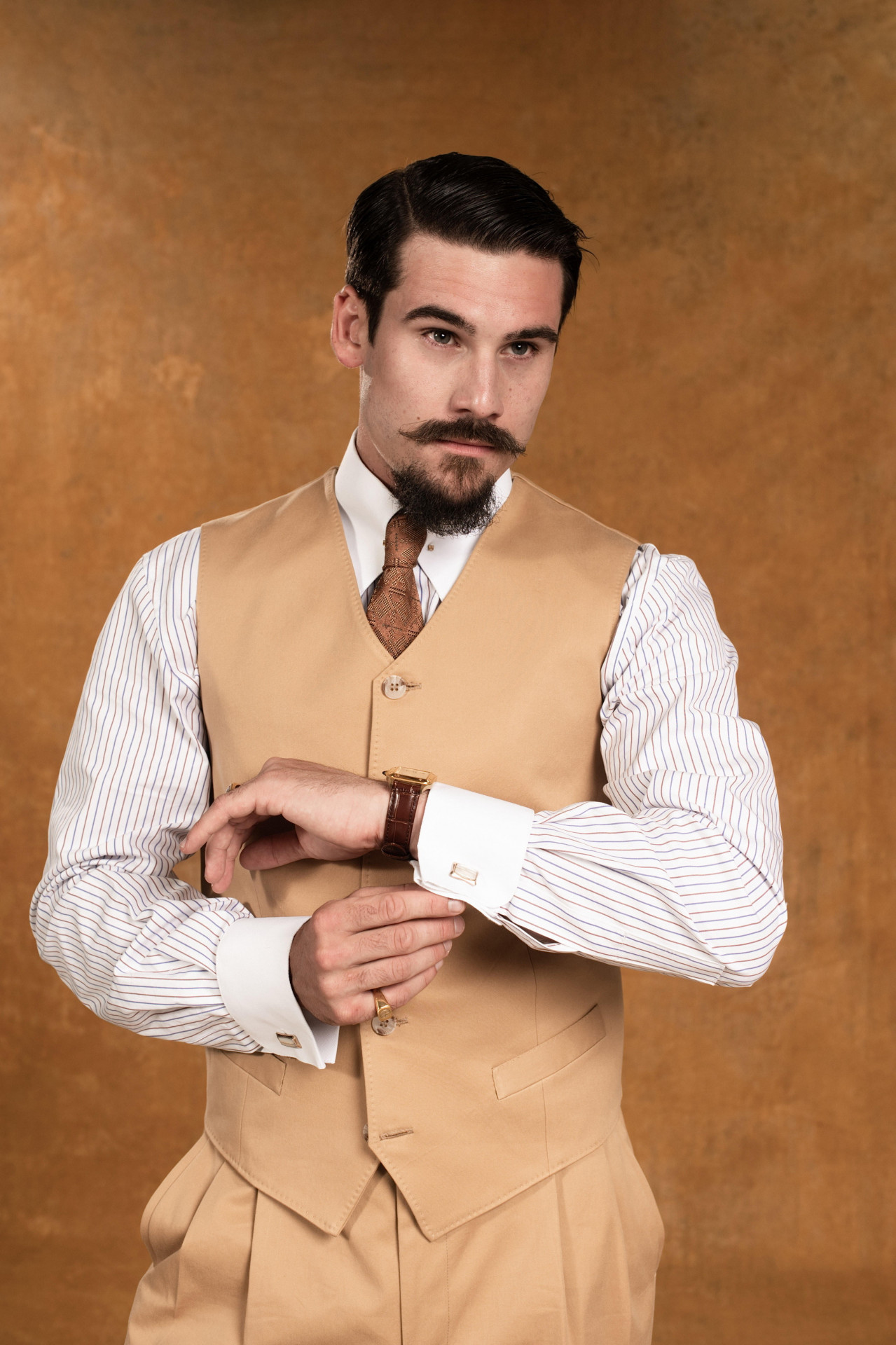 Nicolas Prattes interpreta Mirinho em A Nobreza do Amor - Ellen Soares / TV Globo