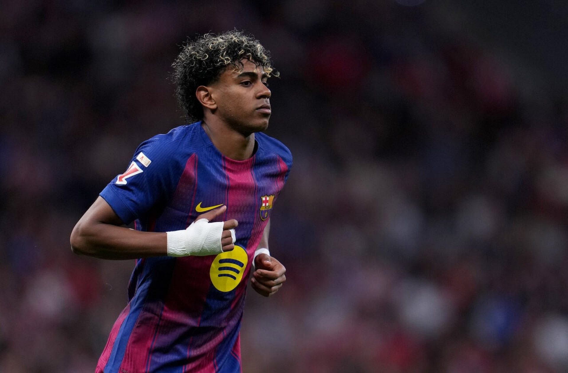 Fifa abre processo contra Federa&ccedil;&atilde;o Espanhola por c&acirc;nticos racistas