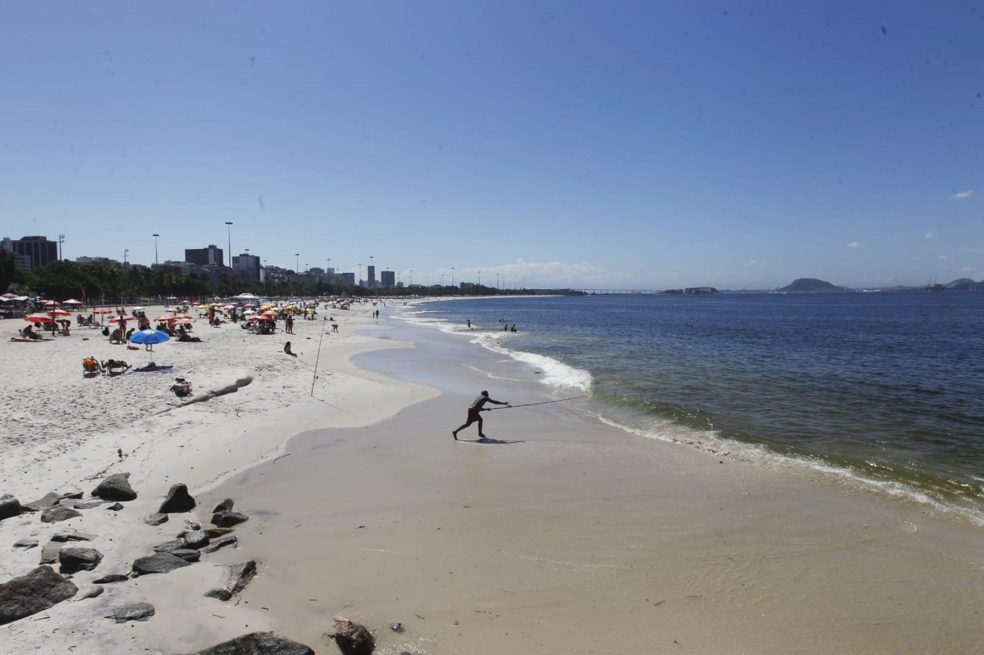 Movimentação na Praia do Flamengo, Zona Sul do Rio  - Reginaldo Pimenta 