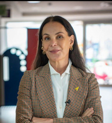 Carolina Ferraz deixa comando do 'Domingo Espetacular'