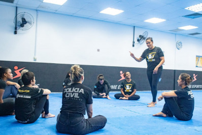 Policiais civis recebem formação em prevenção contra violência doméstica