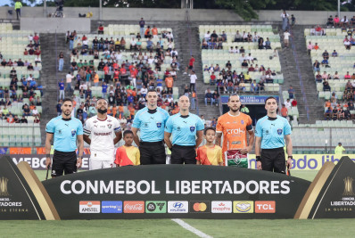 Fluminense reclama de arbitragem na Libertadores: 'É sempre assim'
