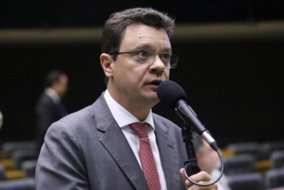 Deputados oficializam candidatura a ministro do TCU; Odair Cunha, do PT, tem apoio de 12 siglas