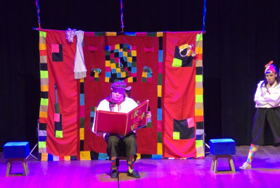 Sala Nelson leva contos e cantigas para a Sessão Azul