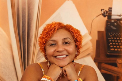 Solar do Jambeiro recebe sarau literário e sessão de autógrafos