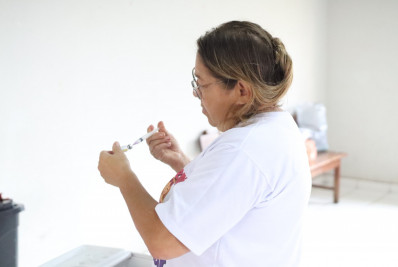 Secretaria de Saúde de Barra do Piraí instala ponto de vacinação contra a gripe na Praça Nilo Peçanha