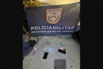 PM apreende drogas em carro por aplicativo e prende dois suspeitos em Cabo Frio
