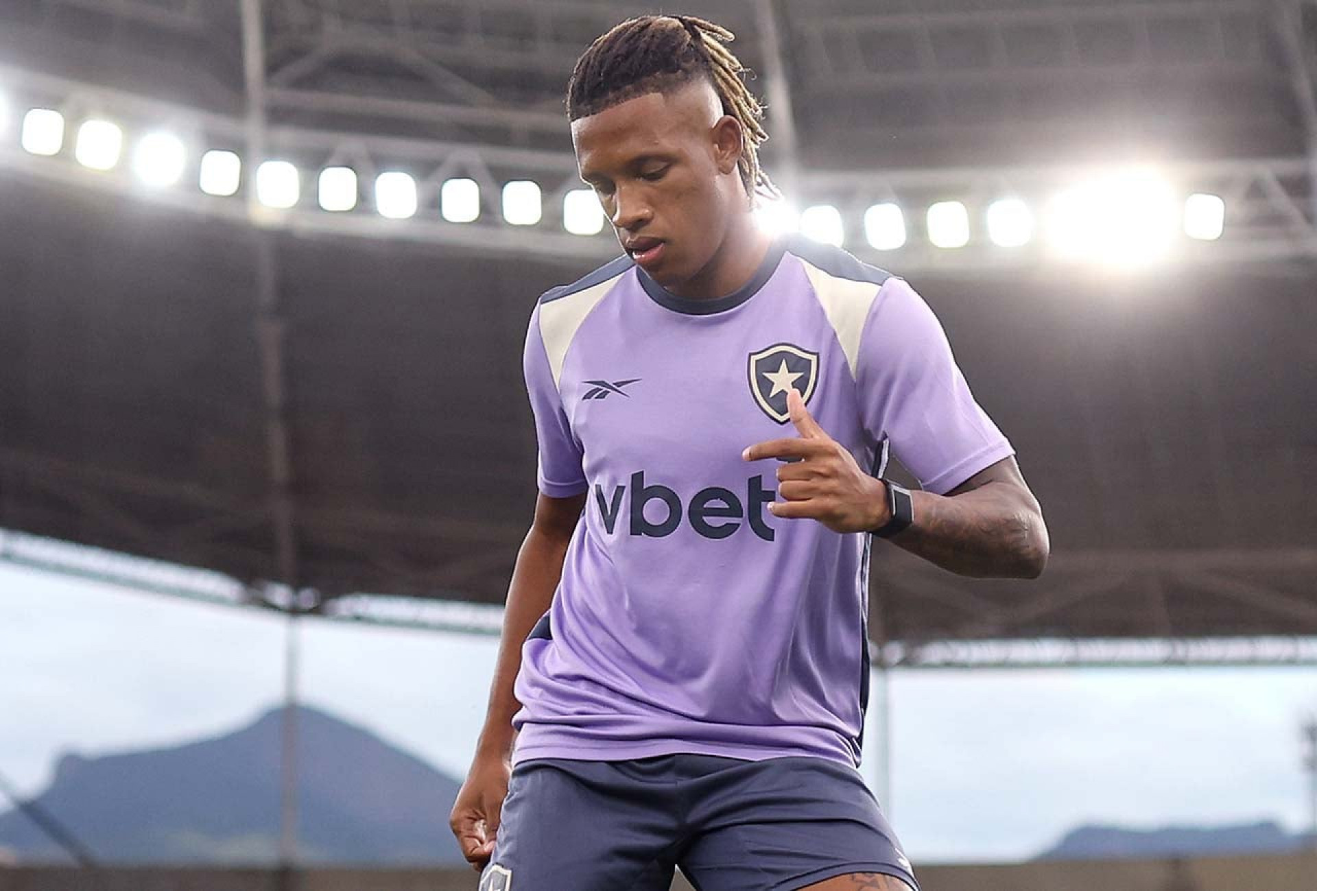 Botafogo x Caracas: onde assistir, escala&ccedil;&otilde;es e arbitragem