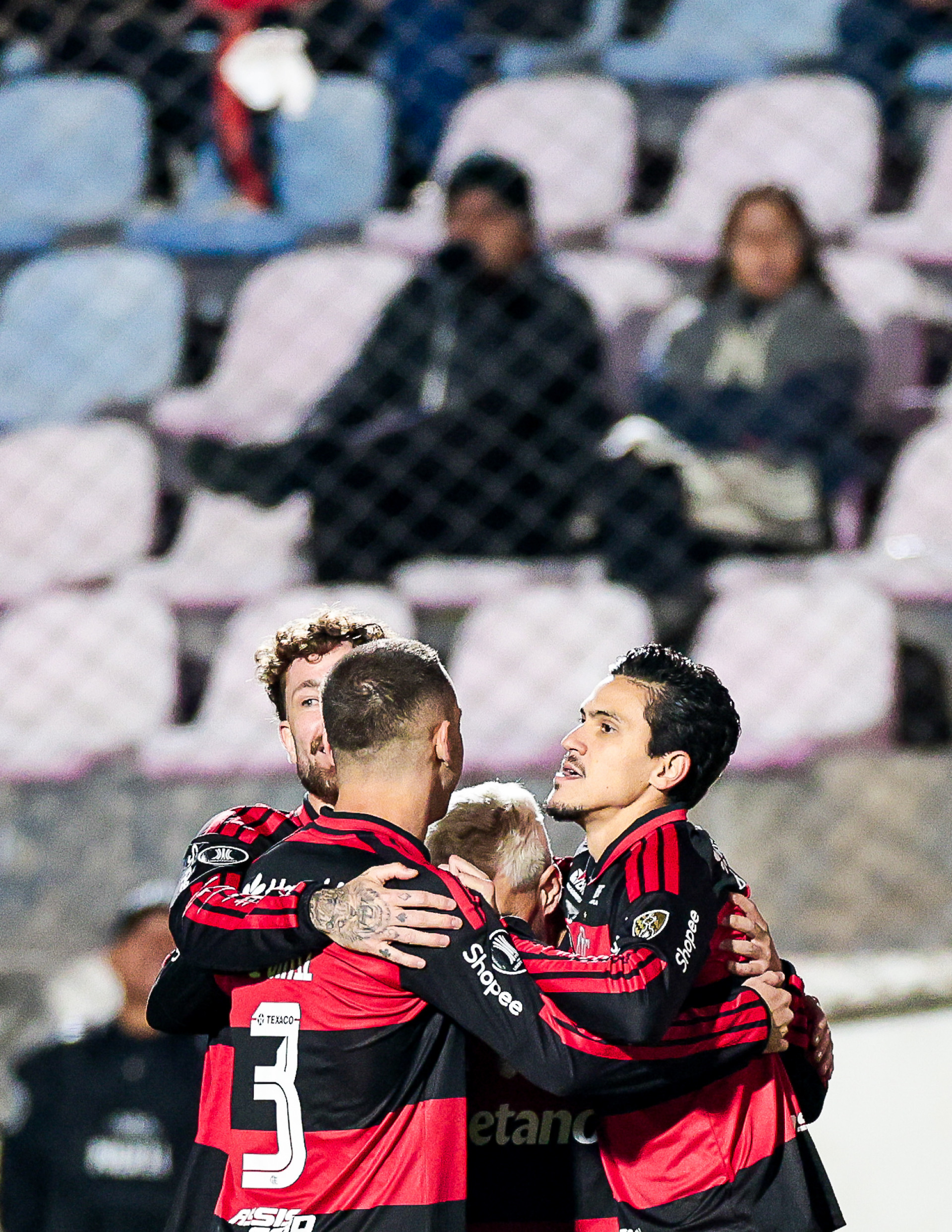 CUSCO X FLAMENGO - LIBERTADORES - ESTADIO INCA GARCILASO DE LA VEJA - 08-04-2026 - Gilvan de Souza/Flamengo