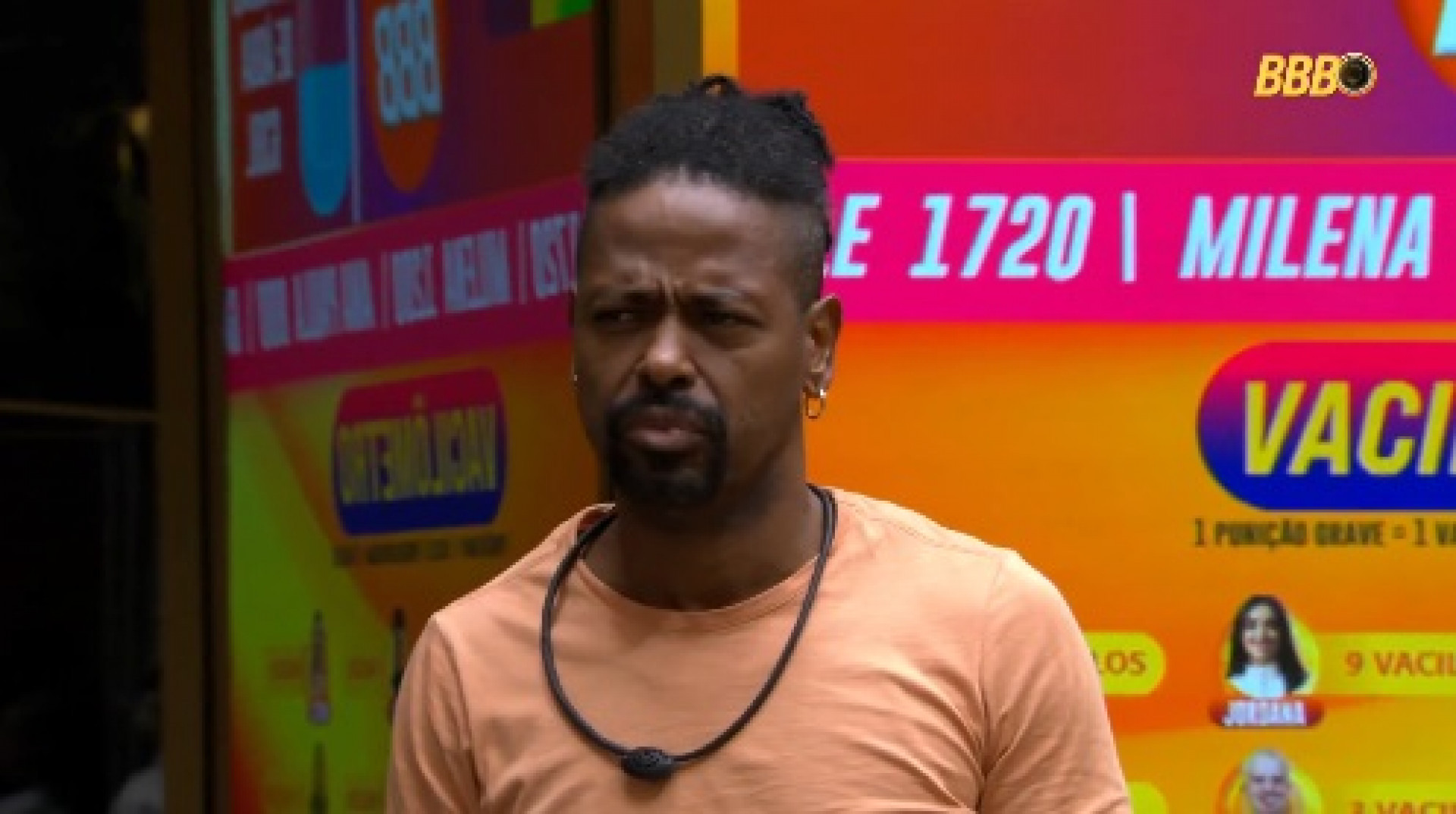 Leandro Boneco passou por atendimento médico após mal-estar  - Reprodução de Vídeo 