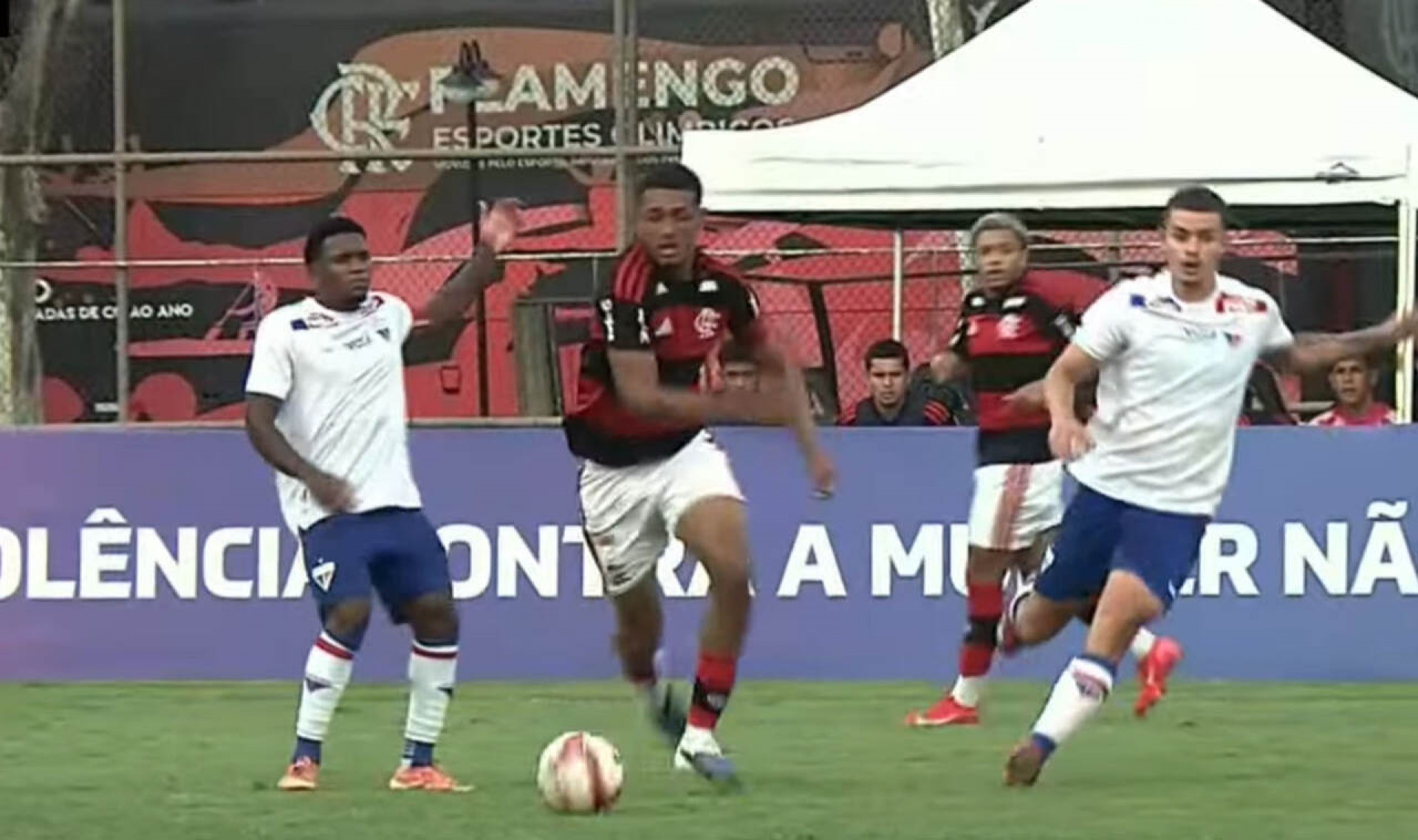 Flamengo empata com o Fortaleza e perde a chance de subir no Brasileiro Sub-20